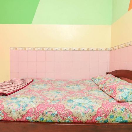 Primadona Homestay 스레맨 외부 사진
